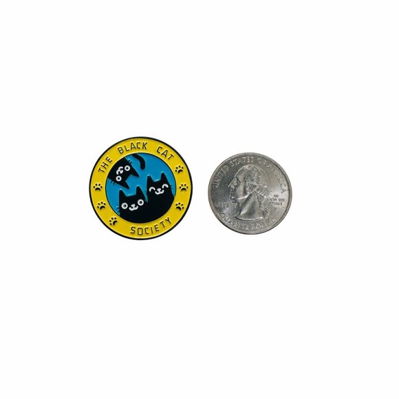 ⭐Pin Lapel Brooch Black Cat Society Cartoon Yellow Animal Cartoon Paw Prints New - Picture 6 of 7